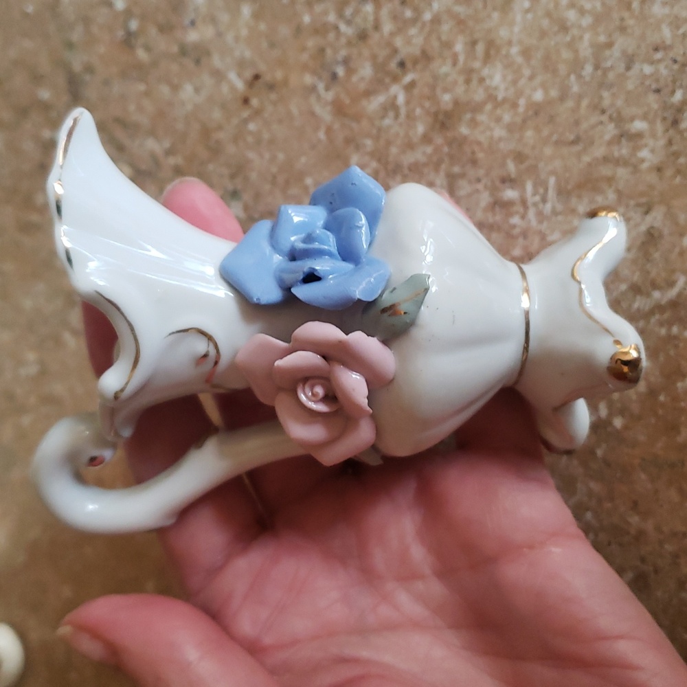 VTG Porcelain Vase